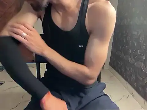 coupleyug online show from 15, 3, 2026