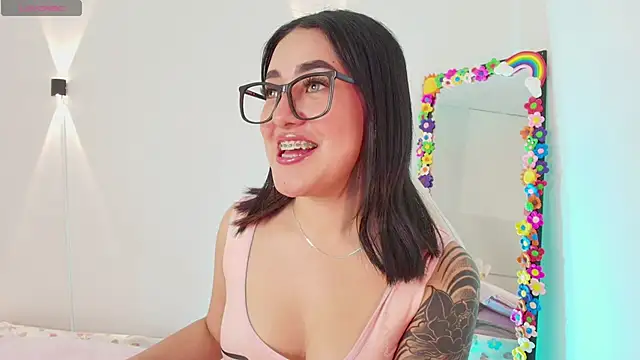 justonecute online show from 29, 9, 2025