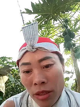 CoMay003 online show from 19, 1, 2026