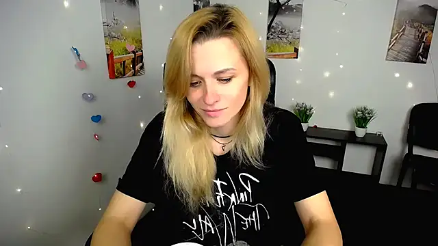 PeppyMia online show from 5, 11, 2025