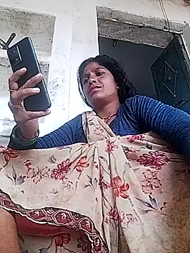 MISS-KAYA online show from 5, 8, 2026
