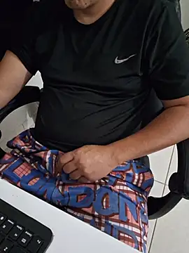 Carloskasado online show from 4, 11, 2025