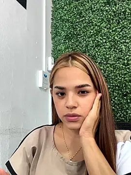 Snapshot of Sex_Samanta chatting on 8, 10, 2025 Sex Samanta online show from 8, 10, 2025