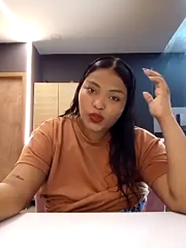 Cristal hott1 online show from 15, 2, 2026