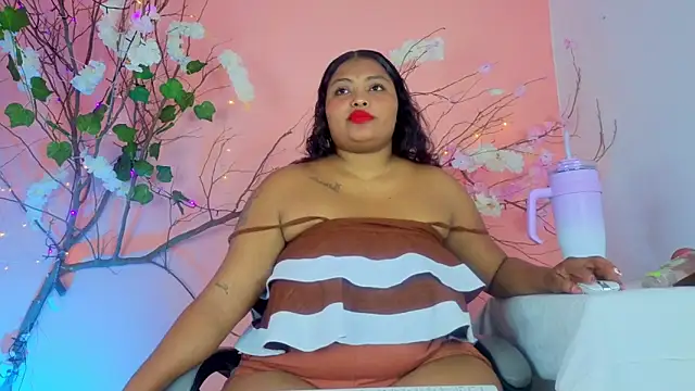 Cristal hott1 online show from 18, 2, 2026