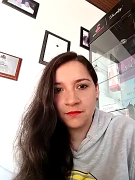 Agatha bellucci  online show from 5, 11, 2025