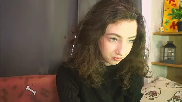 Snapshot of DeneenTurja chatting on 5, 10, 2025 DeneenTurja online show from 5, 10, 2025