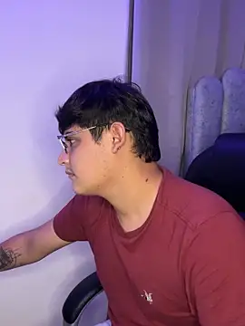 yesitwink  online show from 1, 4, 2026