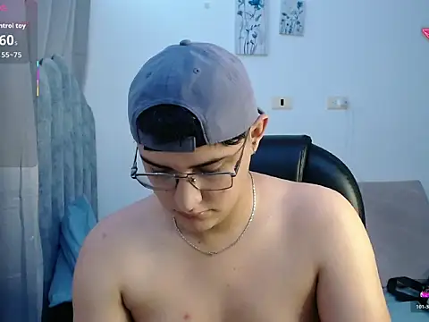 Snapshot of yesitwink_ chatting on 4, 5, 2026 yesitwink online show from 4, 5, 2026