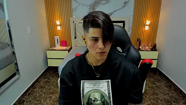 KAROLLJONES1 online show from 27, 2, 2026