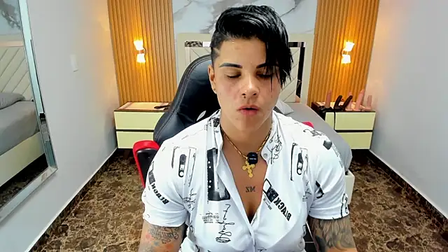 Snapshot of KAROLLJONES1 chatting on 8, 5, 2026 KAROLLJONES1 online show from 8, 5, 2026