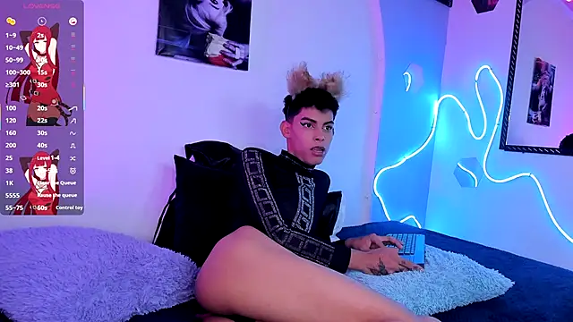 Room 69x online show from 12, 9, 2025