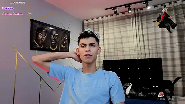 Room 69x online show from 25, 10, 2025