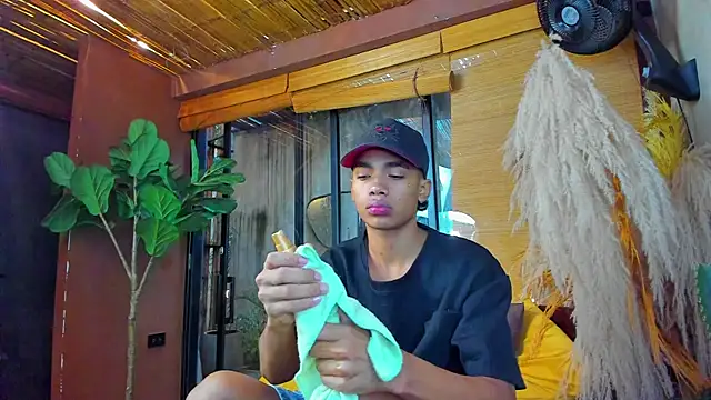 AlanCutee online show from 30, 11, 2025