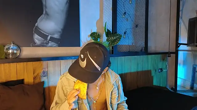 AlanCutee online show from 7, 4, 2026