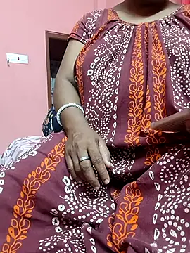 Snapshot of Cute-Swewty chatting on 7, 7, 2026 Cute-Swewty online show from 7, 7, 2026