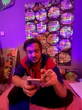 3615-ULLA online show from 18, 12, 2025