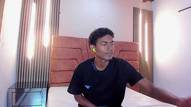 FYKMOR 1 online show from 22, 9, 2025