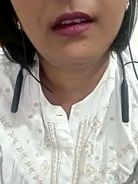 Queen Kushi4 online show from 12, 4, 2026