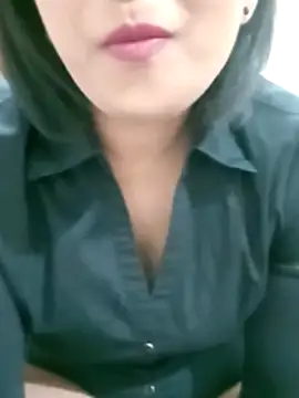 Snapshot of Queen_Kushi4 chatting on 6, 7, 2026 Queen Kushi4 online show from 6, 7, 2026