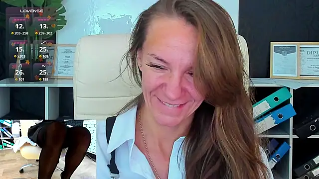 Jesica mooon online show from 28, 9, 2025