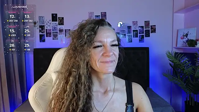 Jesica mooon online show from 17, 10, 2025