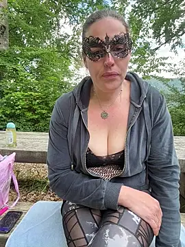 Snapshot of Nadja_Noir chatting on 16, 5, 2026 Nadja Noir online show from 16, 5, 2026