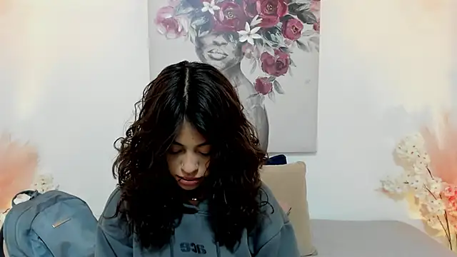 Snapshot of liily_grey chatting on 2, 10, 2025 liily grey online show from 2, 10, 2025