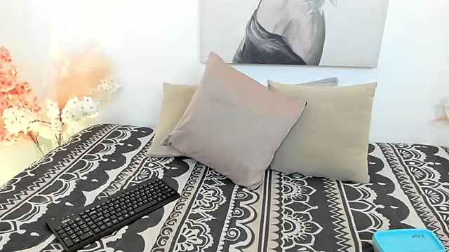 Snapshot of liily_grey chatting on 7, 10, 2025 liily grey online show from 7, 10, 2025