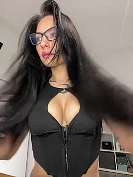 Snapshot of kaonasssiii chatting on 21, 9, 2025 kaonasssiii online show from 21, 9, 2025