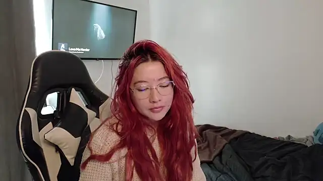 Snapshot of lunnaa_ chatting on 9, 9, 2025 lunnaa online show from 9, 9, 2025
