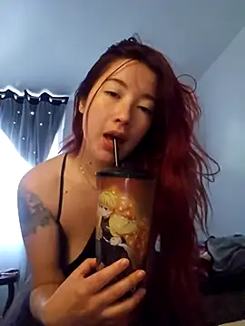 Snapshot of lunnaa_ chatting on 6, 5, 2026 lunnaa online show from 6, 5, 2026