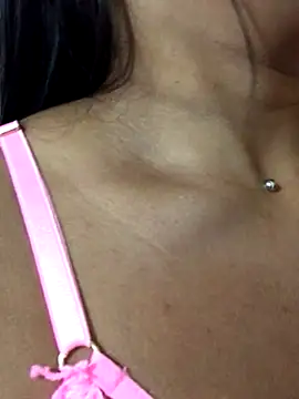 SophiaGuzman online show from 11, 10, 2025