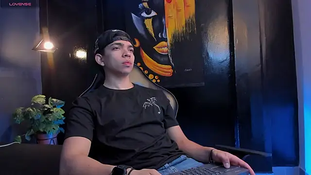 Eryonbradley online show from 4, 2, 2026