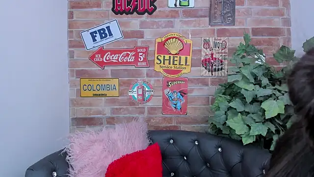 misss luxury online show from 25, 11, 2025