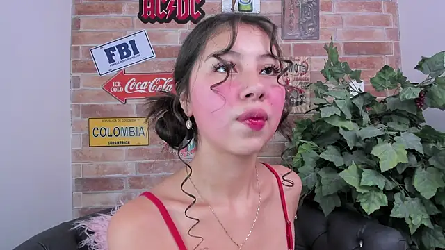 misss luxury online show from 17, 12, 2025