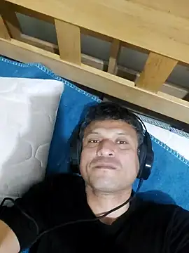 Snapshot of luislimafuego chatting on 27, 10, 2025 luislimafuego online show from 27, 10, 2025