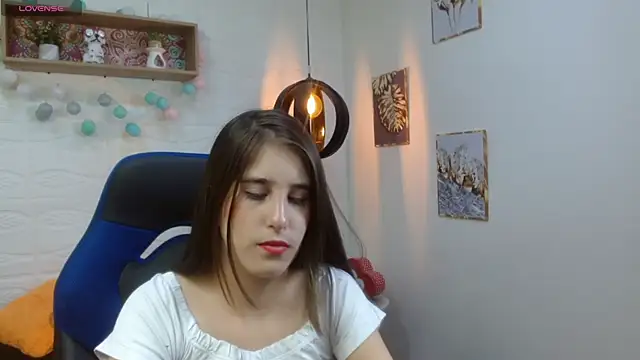 karlarousex online show from 4, 10, 2025