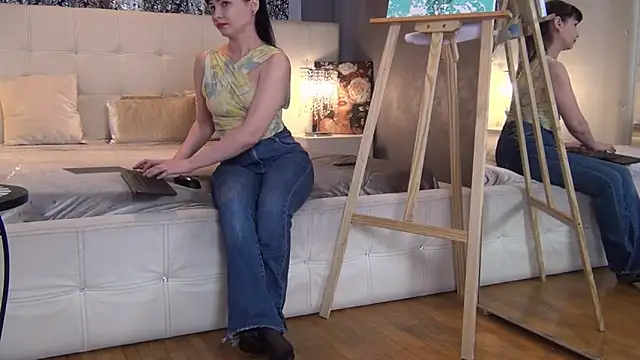 LadyValeriaXO online show from 24, 2, 2026