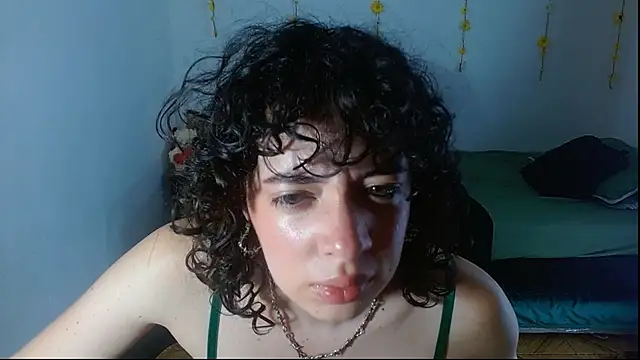 Snapshot of sajecrismaa chatting on 4, 6, 2026 sajecrismaa online show from 4, 6, 2026