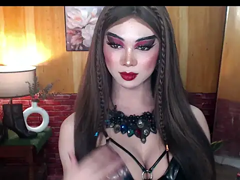 Snapshot of Hugecock_shantall chatting on 14, 9, 2025 Hugecock shantall online show from 14, 9, 2025