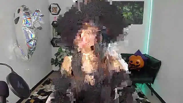 LunaPurrr online show from 30, 10, 2025