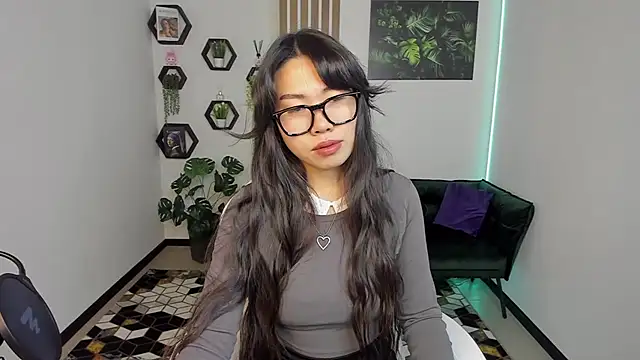 LunaPurrr online show from 13, 11, 2025