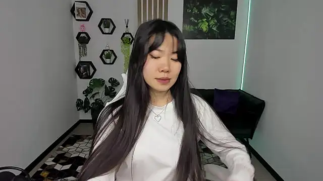 LunaPurrr online show from 15, 11, 2025