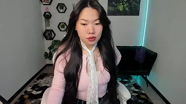 LunaPurrr online show from 18, 11, 2025