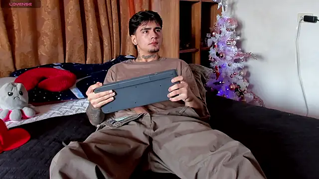 JamesDeker online show from 19, 12, 2025