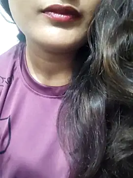 Snapshot of Cute_pinkii chatting on 4, 11, 2025 Cute pinkii online show from 4, 11, 2025