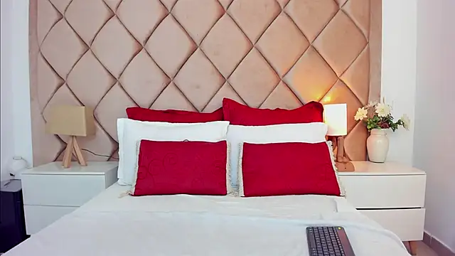 Snapshot of AngelinaDuvall chatting on 15, 2, 2026 AngelinaDuvall online show from 15, 2, 2026