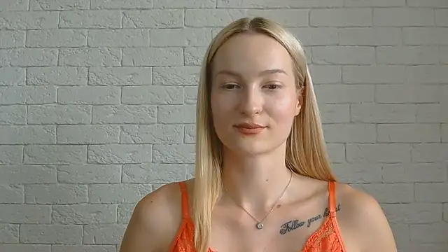 Snapshot of Alice_Sweet_01 chatting on 10, 7, 2026 Alice Sweet 01 online show from 10, 7, 2026