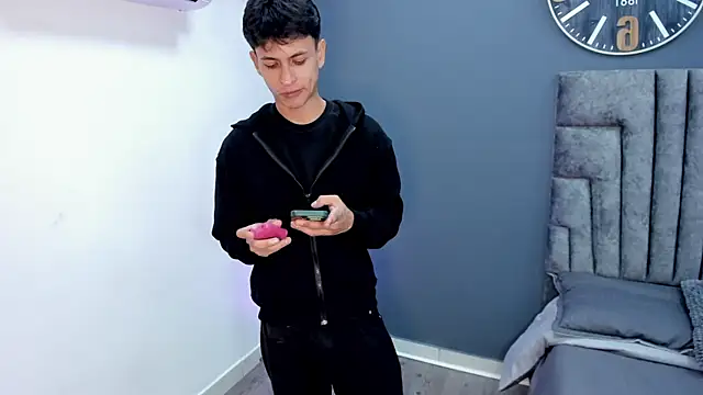 stephane rouss online show from 30, 11, 2025